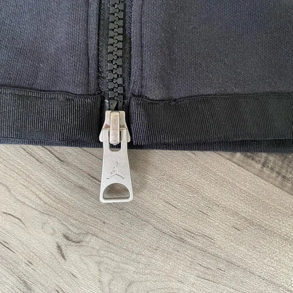 Jordan Essentials Knit Hooded Warmup Black Hoodie Zipper Sweater Men XS - Picture 4 of 8